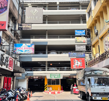Yada Building Parking